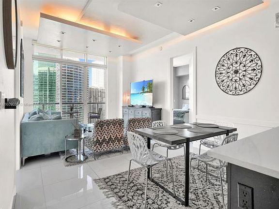 2nd image of 500 Brickell Ave APT 4105