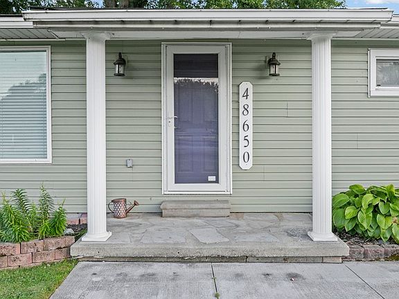 2nd image of 48650 Jefferson Ave