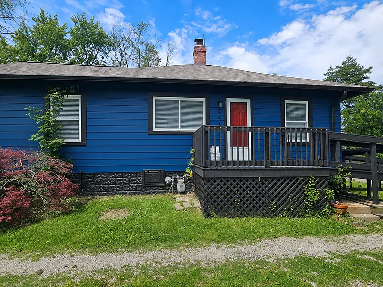 441 Cecil Ave — Photo 4