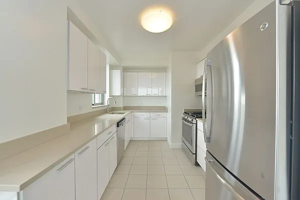 Rented by AIB Management Corp | media 14