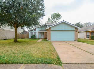15211 Barbarossa Dr, Houston, TX 77083