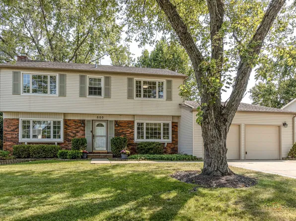 880 Dunham Ln, Buffalo Grove, IL 60089
