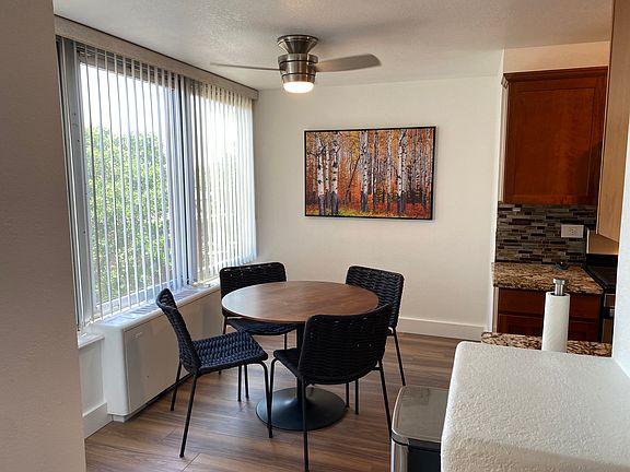 5th image of 789 N Clarkson St #501B