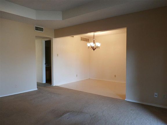 3rd image of 1061 Westcliff Ave