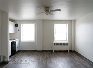 The Avenue apartments, Omaha, NE 68102