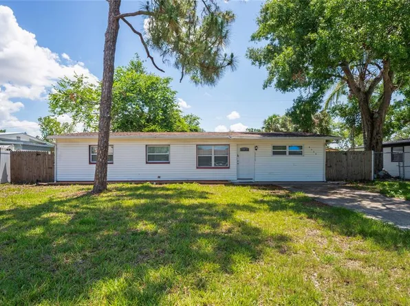 5119 Gateway Dr, Tampa, FL 33615