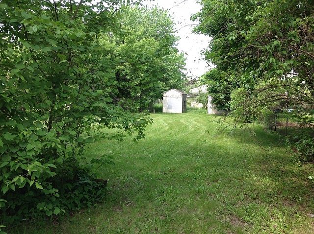 1st image of 881 Auburndale Ave