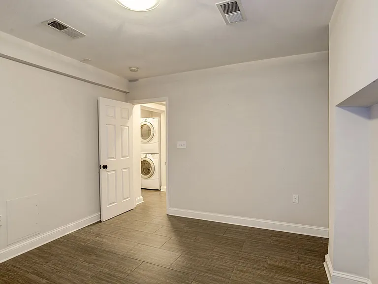 2022 N St NW #B — Photo 29