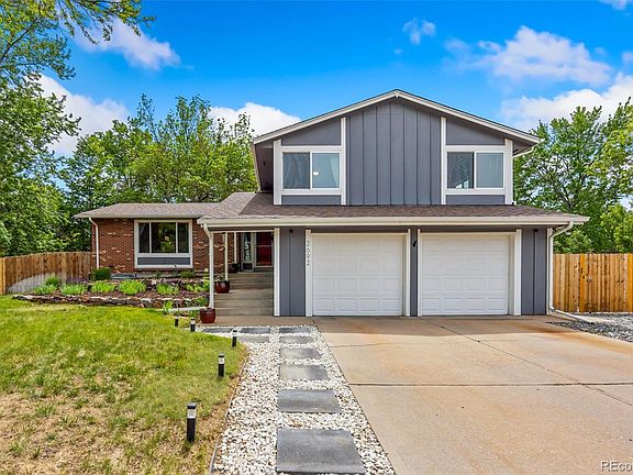 5th image of 2692 S Kenton Court