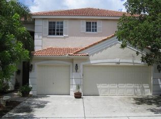 4400 Fox Ridge Dr, Weston, FL 33331