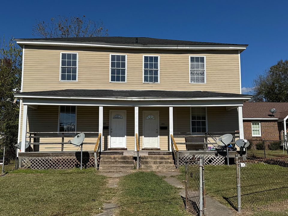 1st image of 2223 Ferndale Ave