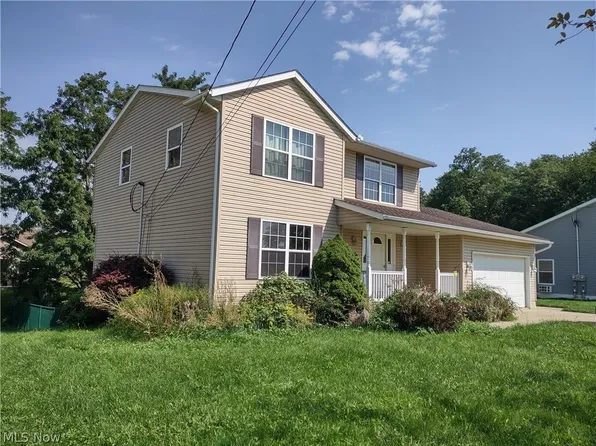 1608 Spring Village Ln, Mansfield, OH 44906