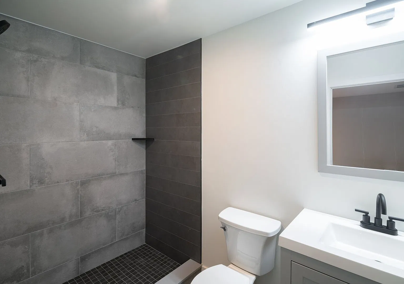 Brand New Luxury Temple Student Housing — Photo 1