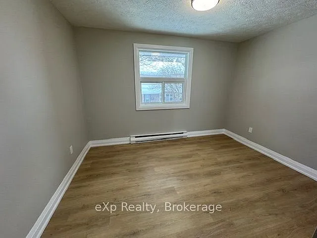 215 McNab St #10 — Photo 7