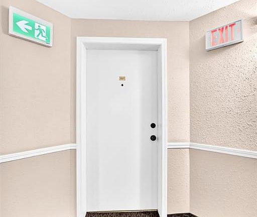 4th image of 6224 17th Ave N #1107