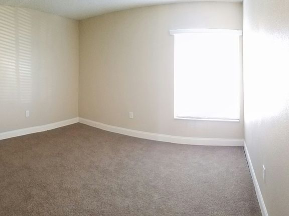 4th image of 6917 Bonair Dr #A6917c