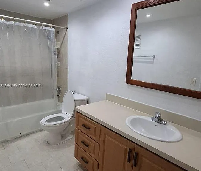 6950 Miami Gardens Dr #2-201 — Photo 10