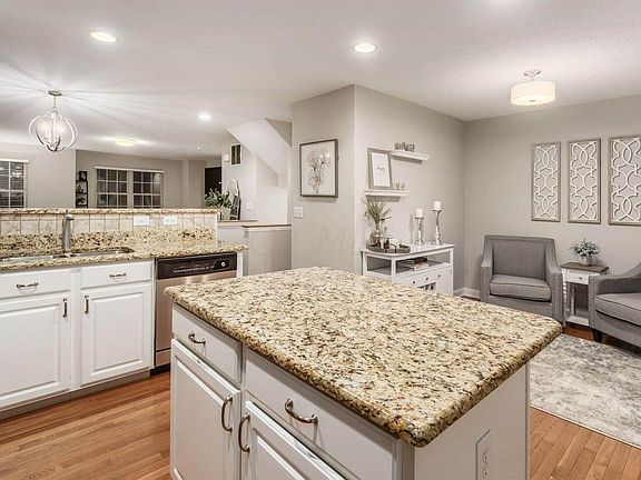 3rd image of 5938 Winberry Creek Dr #1103