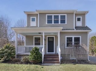 102 Newton St, Southborough, MA 01772
