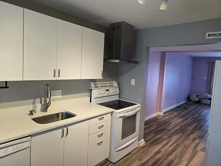 16704 Georgetown Rd — Photo 2