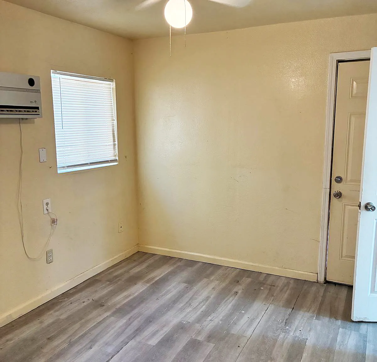 309 Oak St — Photo 2
