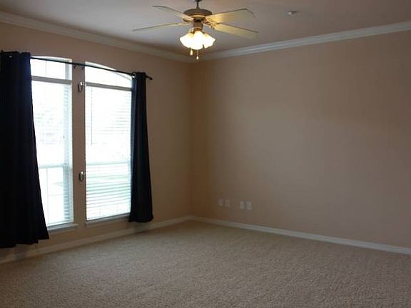 2nd image of 305 Holleman Dr E #1002