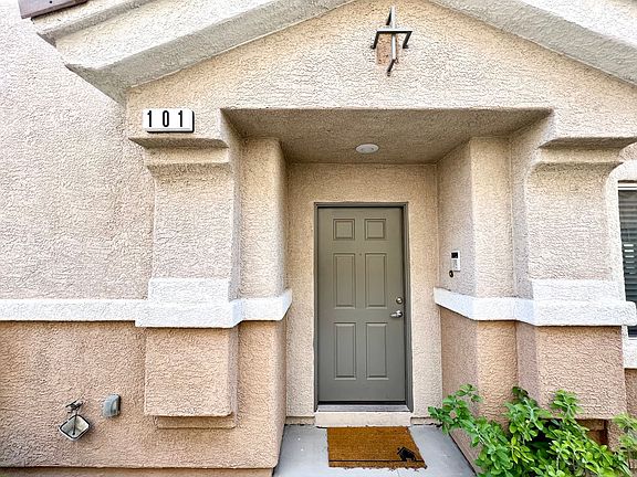 2nd image of 2359 Koho Dr Unit 101