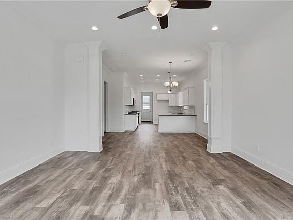 2nd image of 1137 King Henry Ct