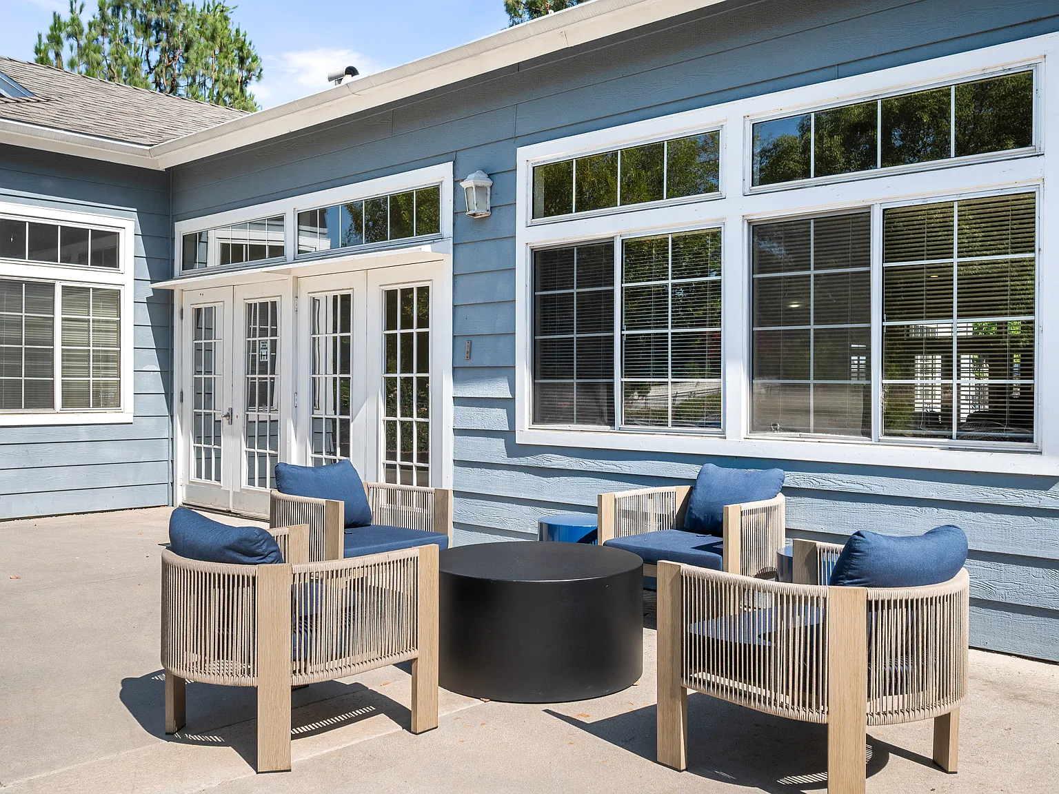 Nantucket Creek Apartments — Photo 4