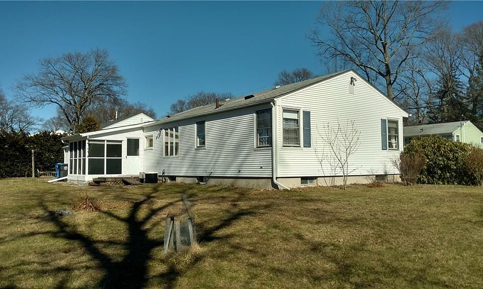 2nd image of 73 Mount View Dr