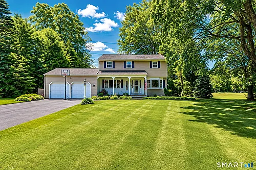 352 Hitching Post Dr Photo 1