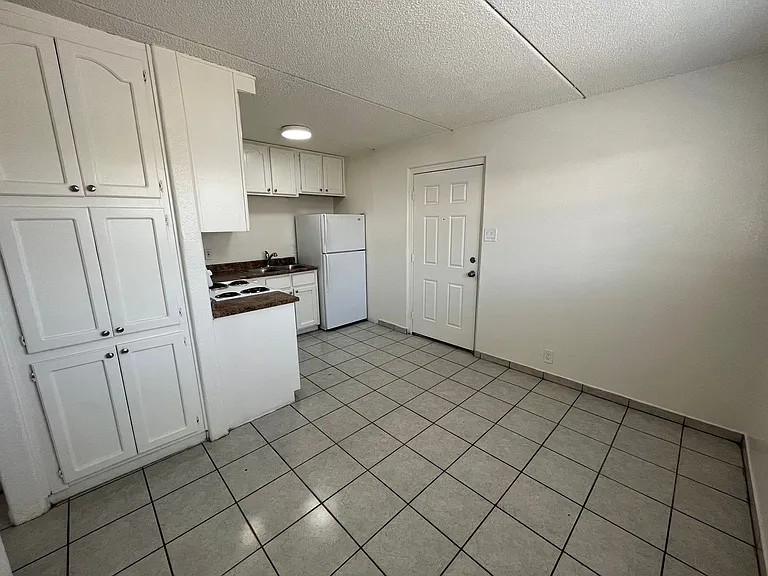 769 E. Pierce St. — Photo 9