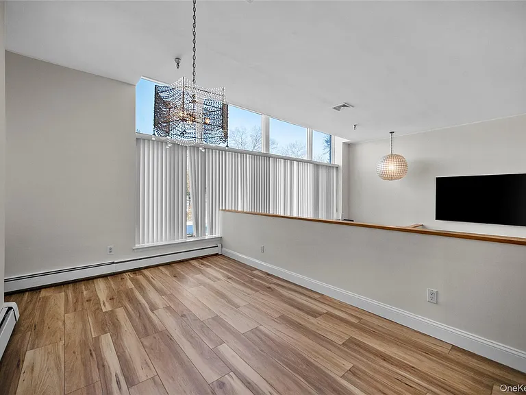 520 Ashford Ave #5 — Photo 10