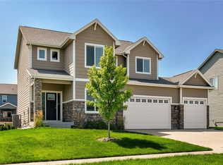 350 NE Bobcat Dr, Waukee, IA 50263