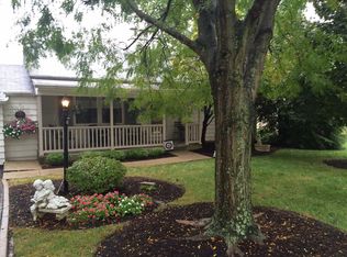 1075 Garnoa Dr, Cincinnati, OH 45231