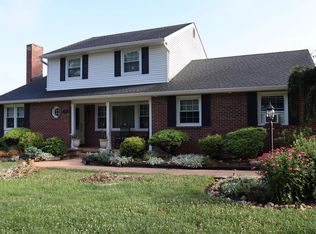 2087 Burlington Columbus Rd, Bordentown, NJ 08505