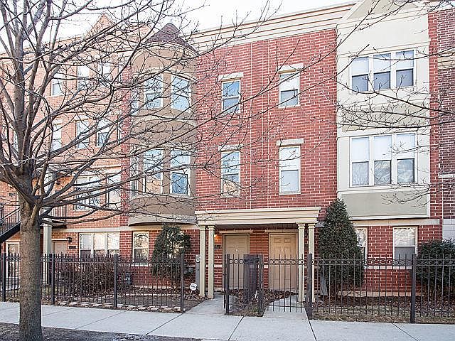 1st image of 719 W Evergreen Ave #B