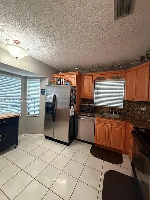 Pembroke Pointe Section T — Photo 3
