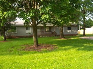 34001 Edmonton St, Farmington Hills, MI 48335