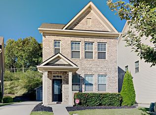 8717 Aspinwall Dr, Charlotte, NC 28216