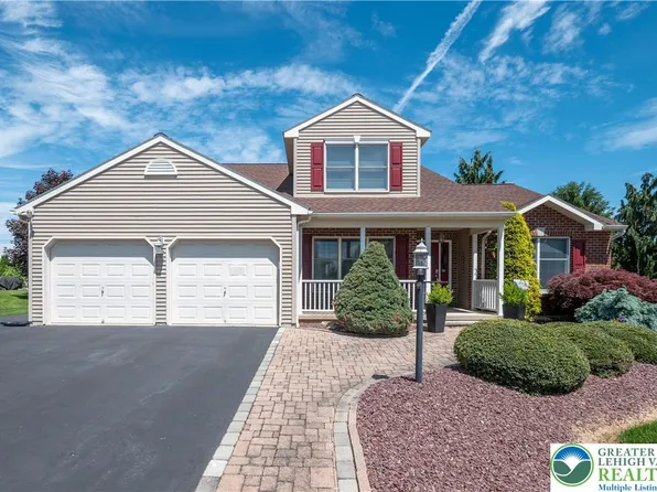 3 Tulip Ct, Easton, PA 18045