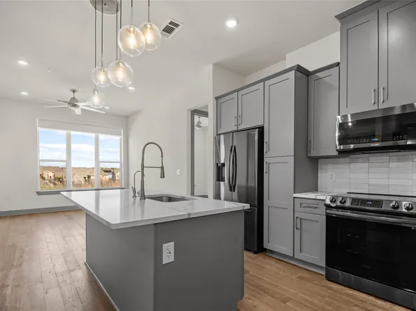 2700 Old Denton Rd #3318, Carrollton, TX 75007