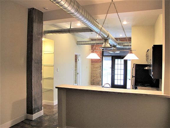 5th image of 710 S Medina St APT 103