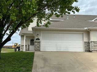 16806 Sheehan Rd, Basehor, KS 66007