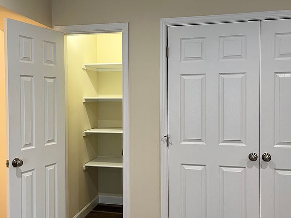 2nd image of 89 E Penn Ave #2A