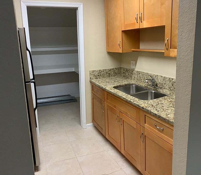 1st image of 1747 4th Ave N #7