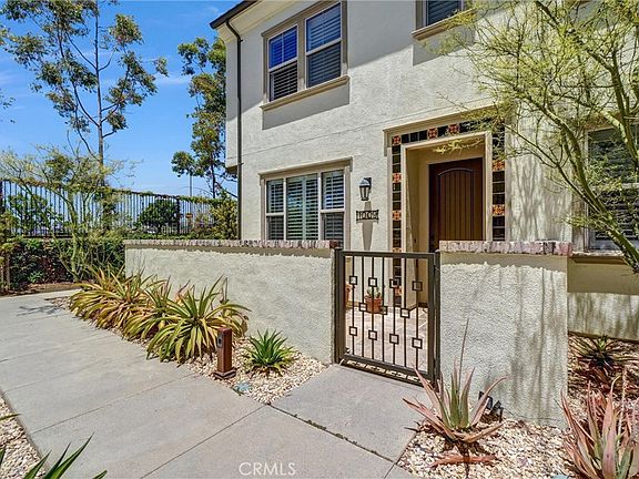 2nd image of 1009 El Paseo