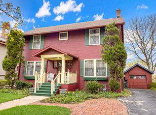 709 N Sheridan Rd, Waukegan, IL 60085