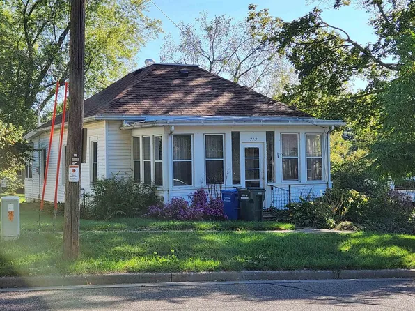 713 Lake Street, Baraboo, WI 53913