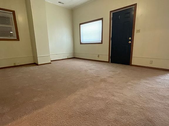 2nd image of 1256 Aberdeen Ave